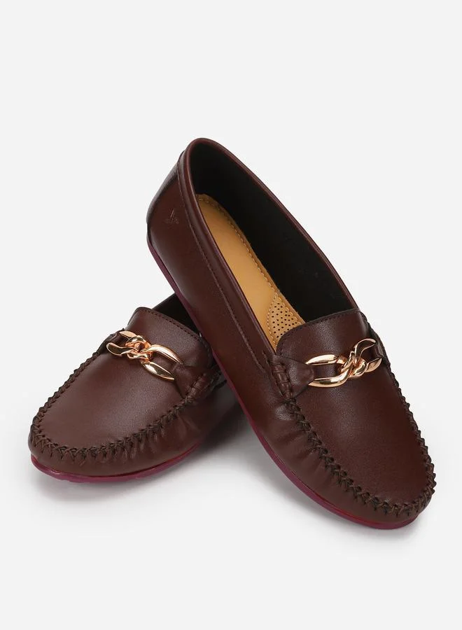 يوهو لوفر بمقدمة دائرية وتفاصيل معدنية